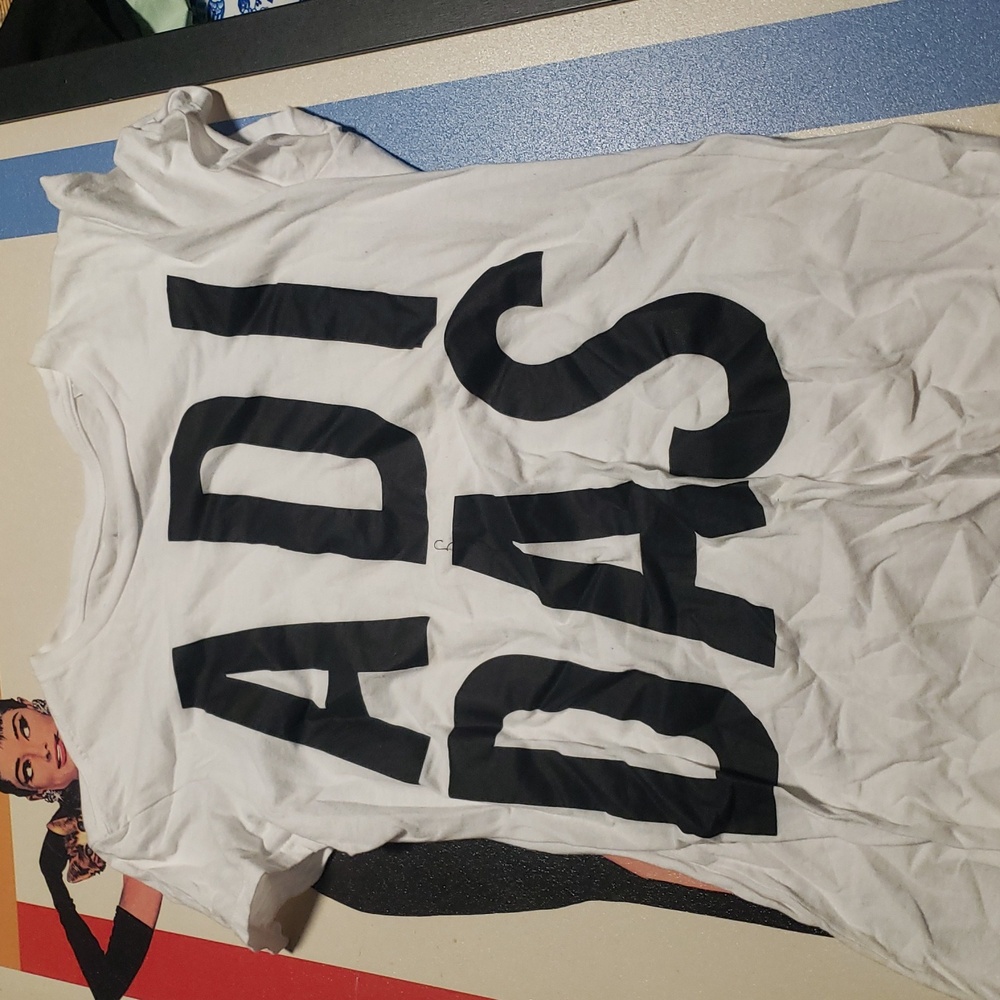 Adidaa Tshirt